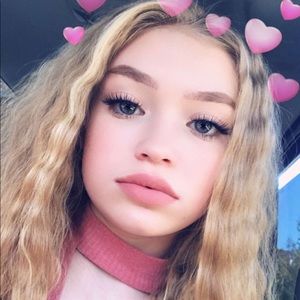 Meet your Posher, Arianna